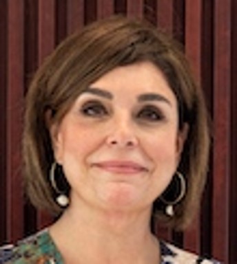Dña. Yolanda Robledo Culebras Dña. Yolanda Robledo Culebras