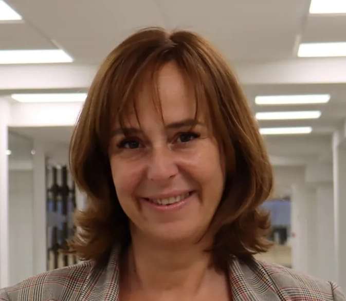 Sra. Dña. Olimpia del Águila Cazorla