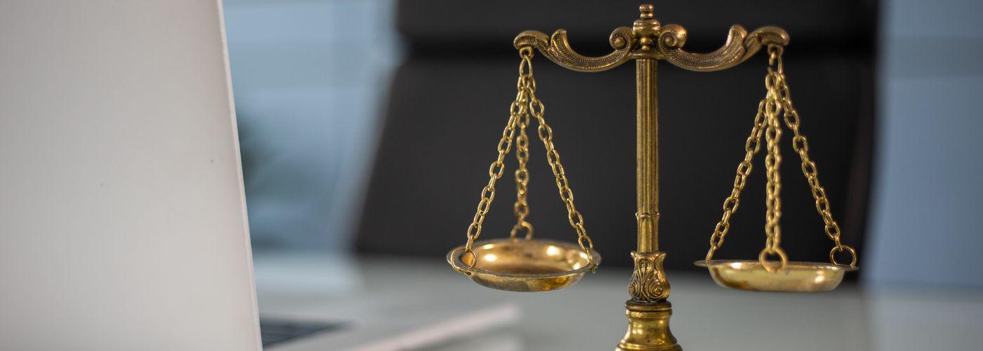 El difícil oficio de laboralista en tiempos de activismo judicial. Las familias monoparentales como ejemplo El difícil oficio de laboralista en tiempos de activismo judicial. Las familias monoparentales como ejemplo