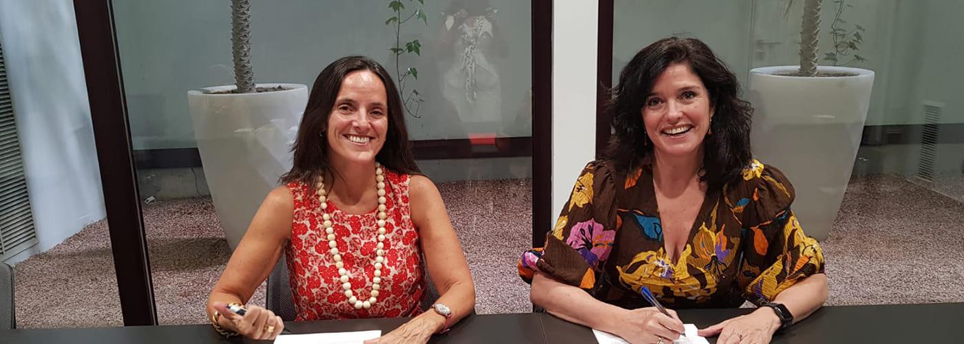 Firma acuerdo ASNALA y Banco Santander para la cena de gala del XXIII Congreso ASNALA Firma acuerdo ASNALA y Banco Santander para la cena de gala del XXIII Congreso ASNALA